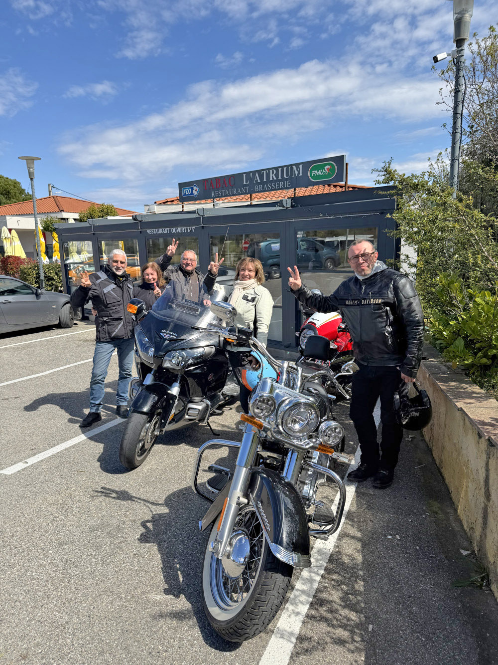 Photo de L'ATRIUM RESTAURANT BRASSERIE TABAC LOTO
