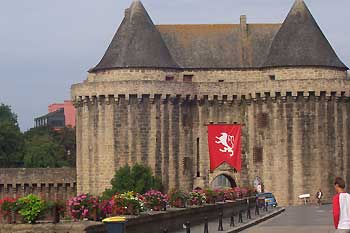 Balade: La Bretagne Journal des motards Balade: La Bretagne Journal des motards